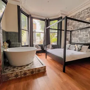 Innit Bliss Hotel