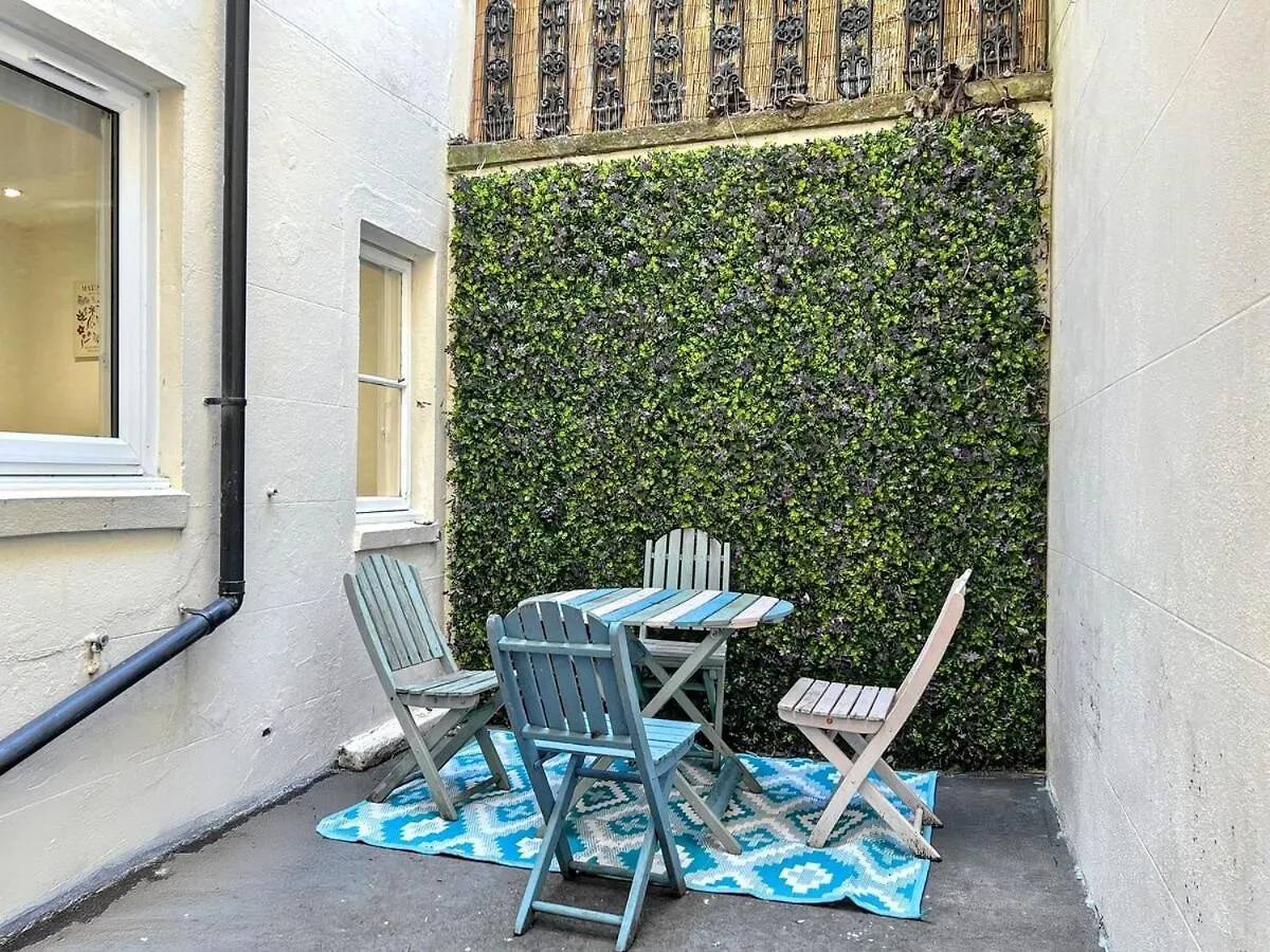 The Beach Garden Flat Brighton Apartment